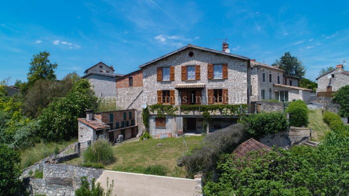 Maison ancienne à vendre, 5 pièces - Vieux 81140