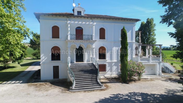 Maison bourgeoise à vendre, 12 pièces - Rabastens 81800