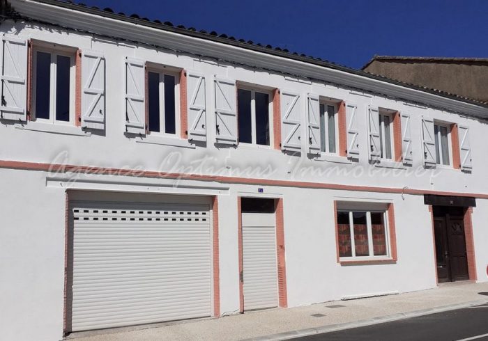 Maison à vendre, 8 pièces - Monclar-de-Quercy 82230