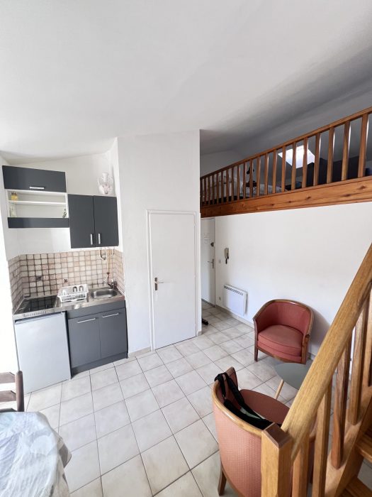 Studio à vendre, 1 pièce - Cavaillon 84300