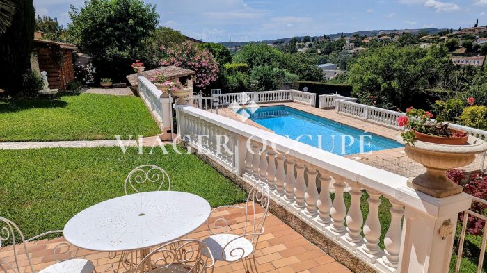 Villa à vendre en viager, 10 pièces - Saint-Paul-de-Vence 06570