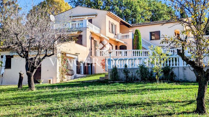 Villa à vendre en viager, 10 pièces - Saint-Paul-de-Vence 06570