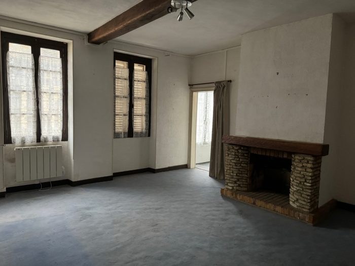Maison ancienne à vendre, 3 pièces - Pacy-sur-Eure 27120