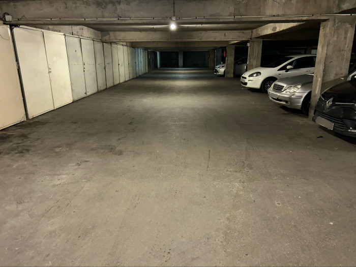 Vente Garage/Parking SAINT-DENIS 93200 Seine Saint Denis FRANCE