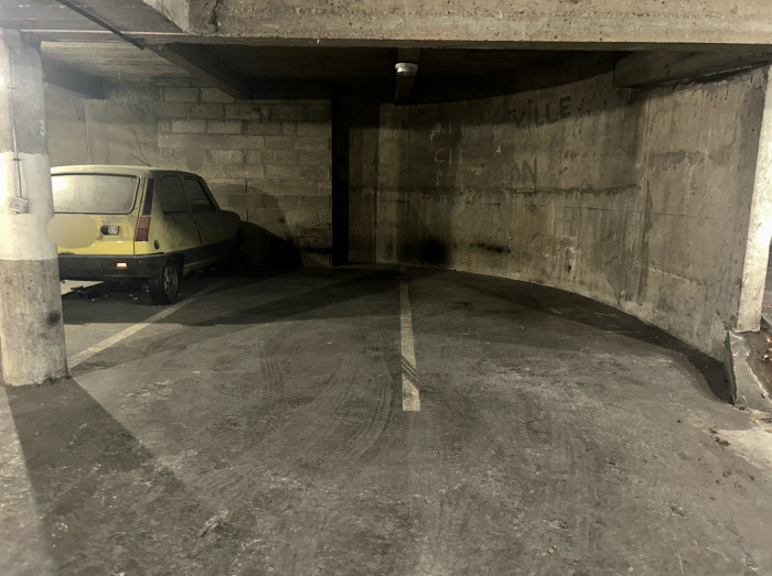 Vente Garage/Parking SAINT-MANDE 94160 Val de Marne FRANCE