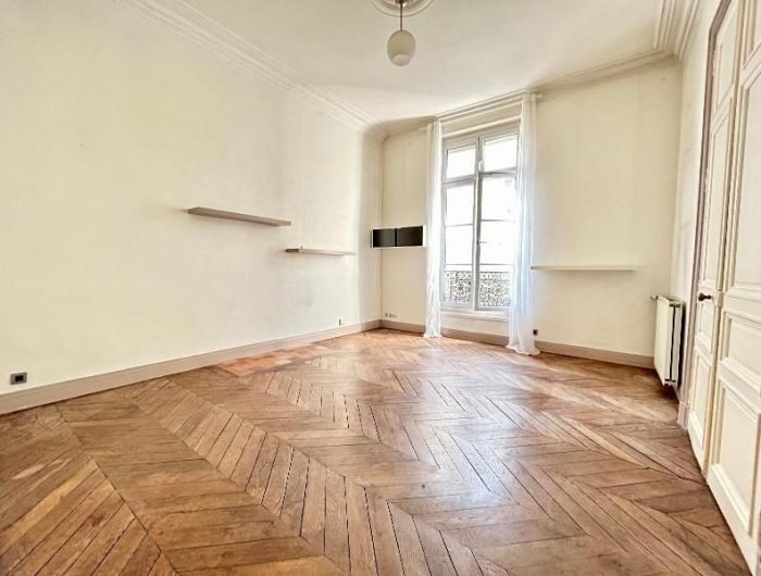 Immeuble à vendre, 220 m² - Angers 49000