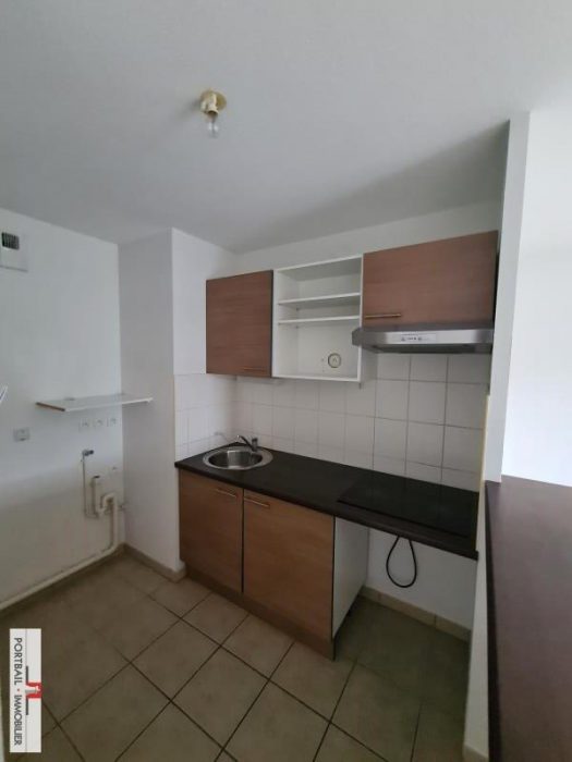 Appartement à vendre, 3 pièces - Saint-Martin-Lacaussade 33390