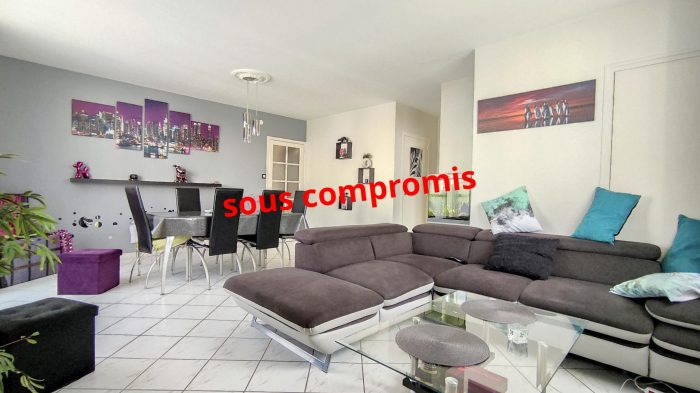 Appartement à vendre, 4 pièces - Saint-Priest 69800