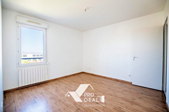 Appartement à vendre, 2 pièces - Meyzieu 69330