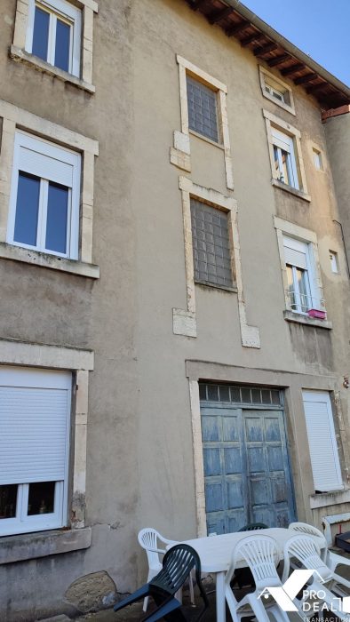 Immeuble à vendre, 157 m² - Bourg-en-Bresse 01000