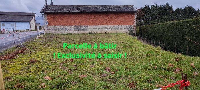 Terrain constructible à vendre, 03 a 33 ca - Dompierre-sur-Veyle 01240