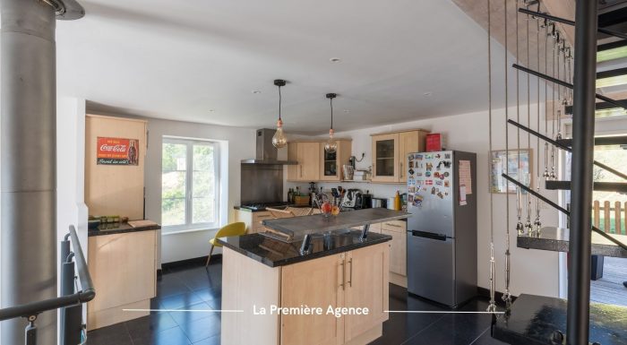 Maison ancienne à vendre, 5 pièces - Dième 69170