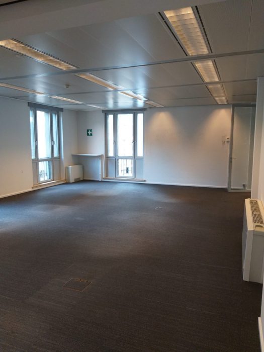 Bureau à louer, 1500 m² - Bruxelles 1040
