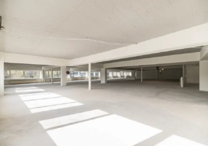Bureau à louer, 2660 m² - Schaerbeek 1030
