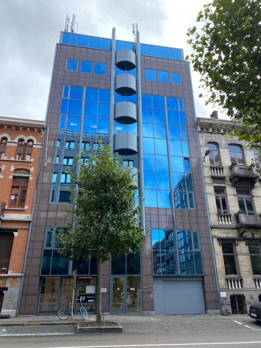 Bureau à louer, 408 m² - Bruxelles 1000