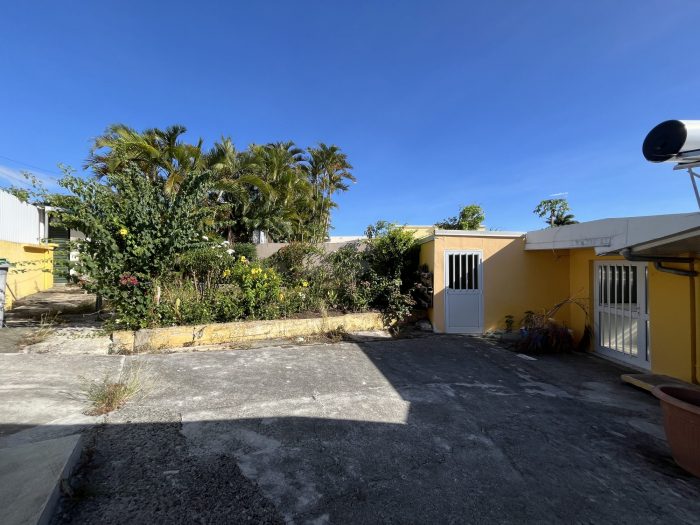 Maison plain-pied à vendre, 5 pièces - Nouméa 98800