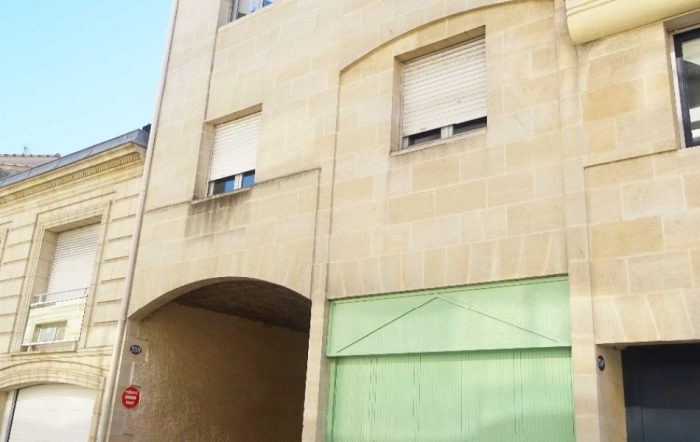 Appartement à louer, 3 pièces - Bordeaux 33000