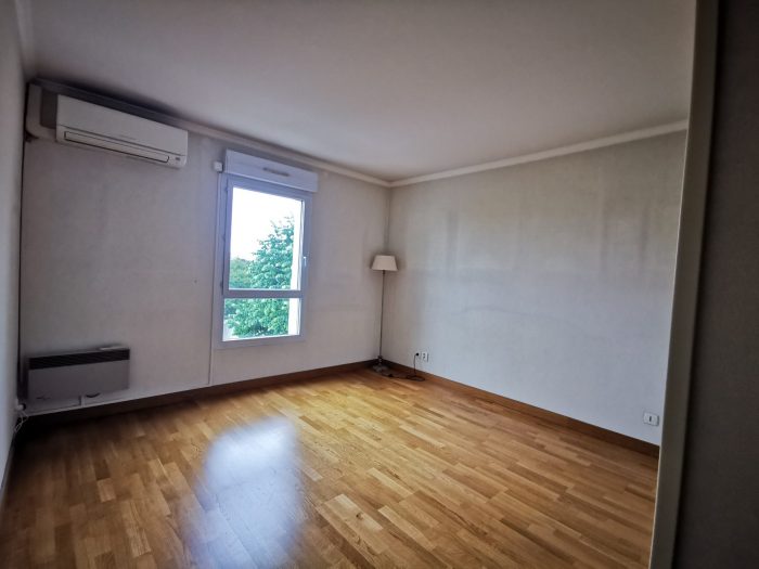 Appartement à vendre, 5 pièces - Bordeaux 33200