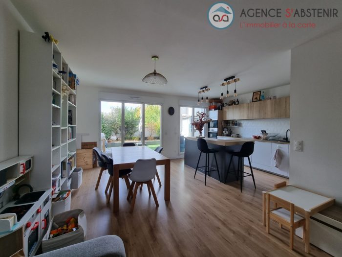 Appartement à vendre, 4 pièces - Villenave-d'Ornon 33140