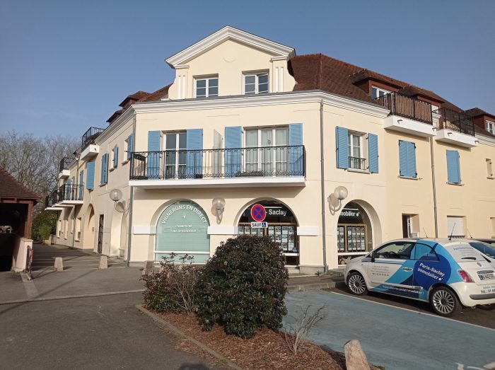 Location annuelle Appartement VILLIERS-LE-BACLE 91190 Essonne FRANCE