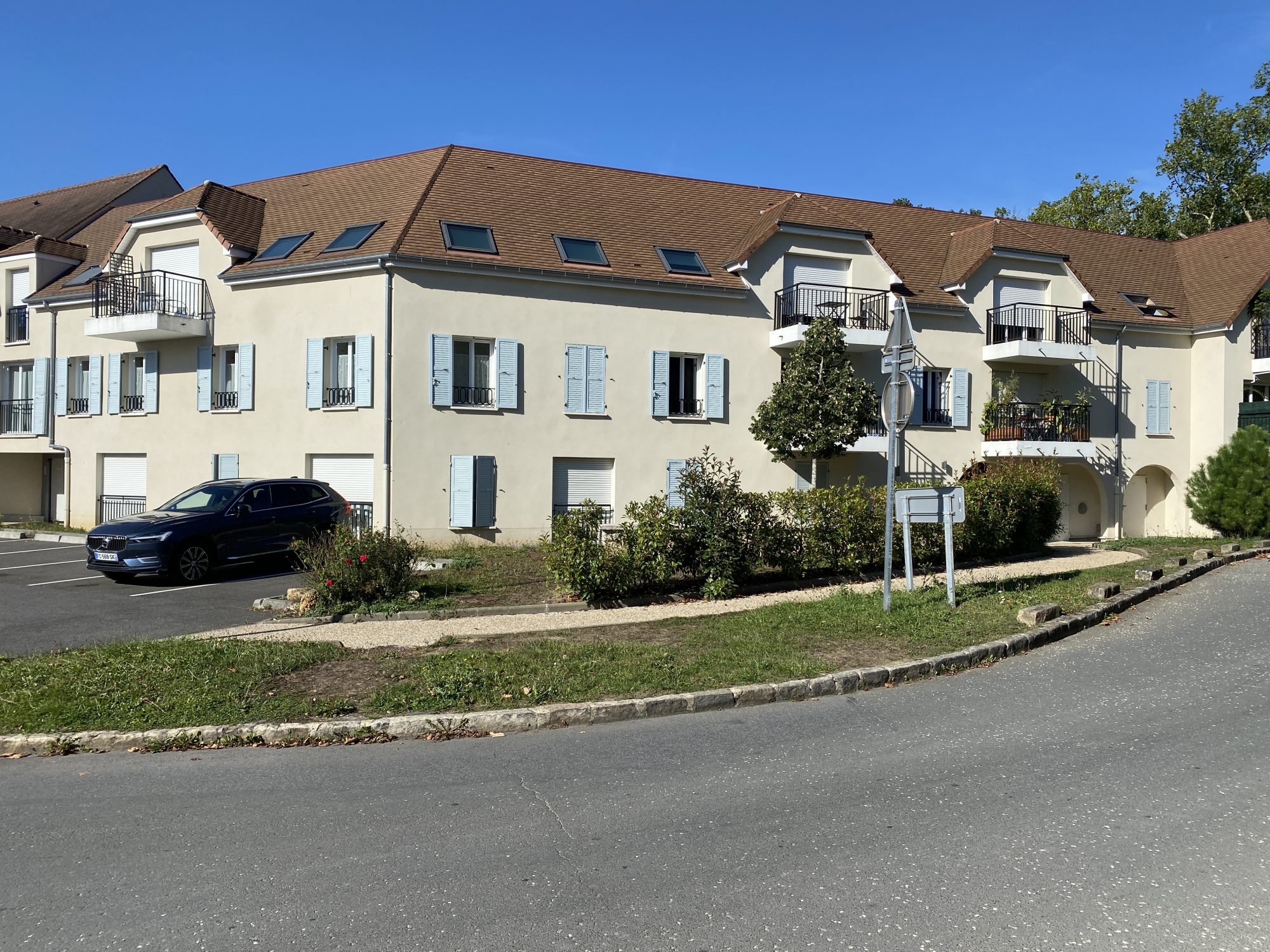 Location annuelle Appartement VILLIERS-LE-BACLE 91190 Essonne FRANCE