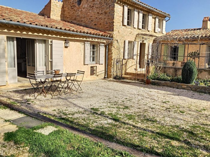 Mas à vendre, 8 pièces - Le Beausset 83330