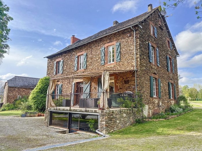 Maison à vendre, 12 pièces - Naucelle 12800