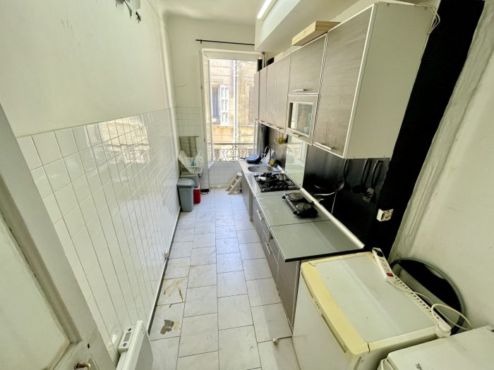 Appartement à vendre, 2 pièces - Marseille 13002