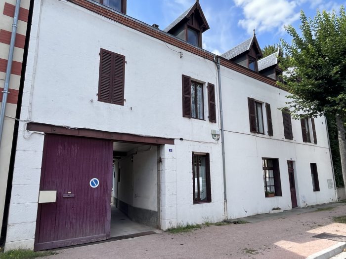 Immeuble à vendre, 395 m² - Lapalisse 03120