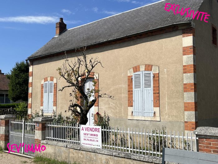 Maison ancienne à vendre, 4 pièces - Varennes-sur-Allier 03150