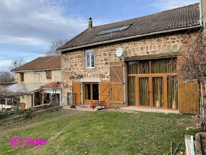 Maison ancienne à vendre, 9 pièces - Lapalisse 03120