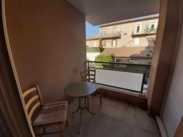 Appartement à louer, 2 pièces - Cavaillon 84300