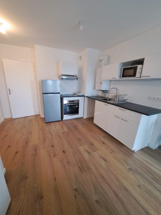 Appartement à louer, 2 pièces - Aulnay-sous-Bois 93600