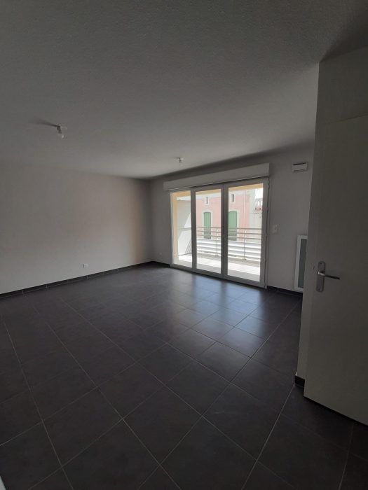 Appartement à louer, 3 pièces - Perpignan 66000