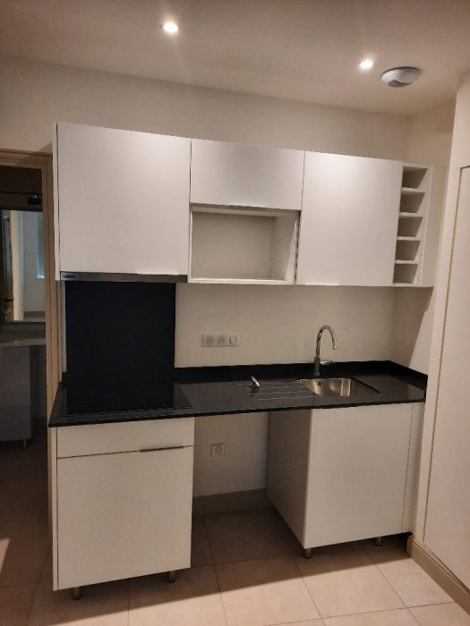 Appartement à louer, 1 pièce - Avignon 84000