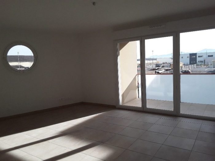 Appartement à louer, 3 pièces - Perpignan 66000