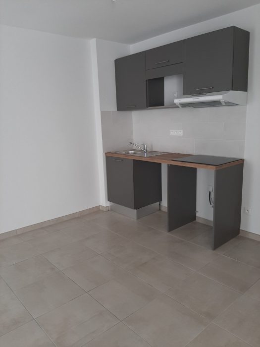 Appartement à louer, 3 pièces - Perpignan 66000