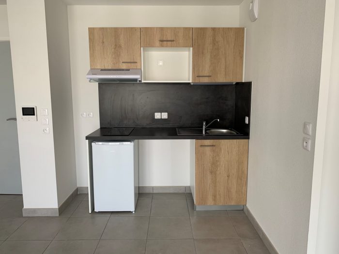 Appartement à louer, 2 pièces - Perpignan 66000