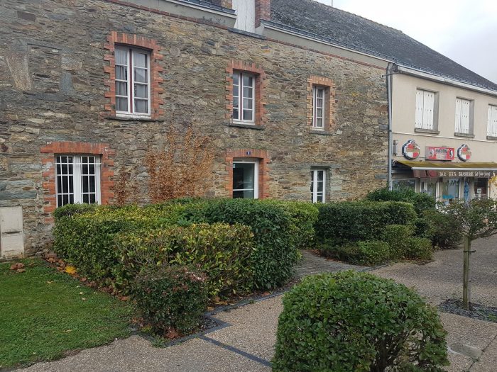 Maison à vendre, 9 pièces - Soudan 44110