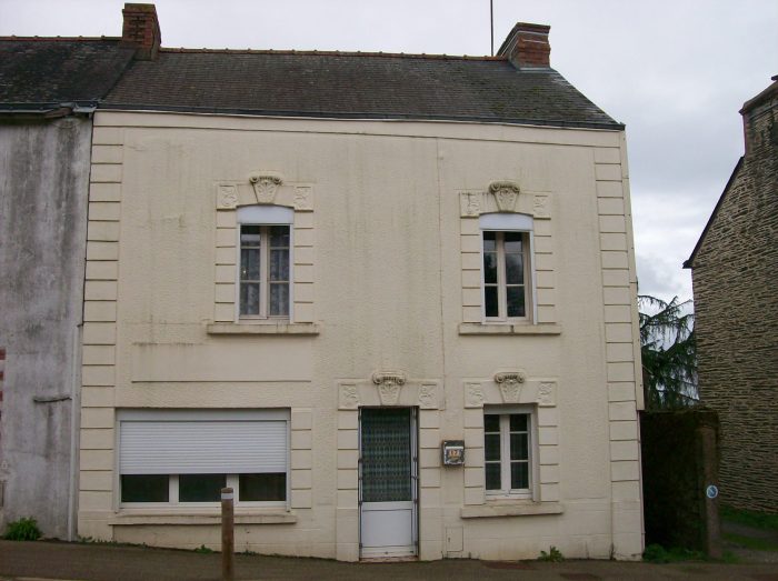 Maison ancienne à vendre, 7 pièces - La Chapelle-de-Brain 35660