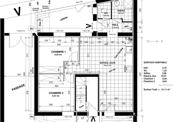 Saint Fons Appartement T3 Traversant Est Ouest De 51m Avec Cour Et Terrasse Privatives