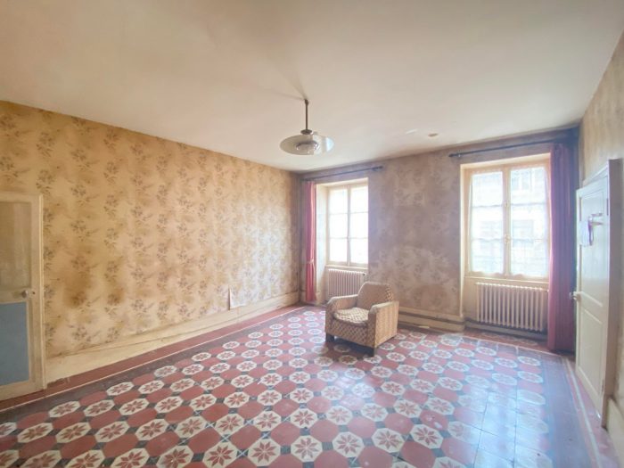 Maison traditionnelle à vendre, 8 pièces - Rouvray 21530