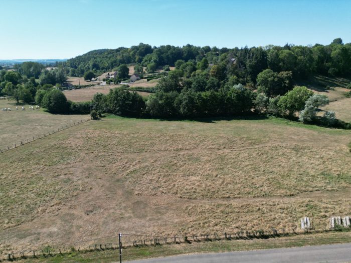 Terrain constructible à vendre, 3170 m² - La Motte-Ternant 21210