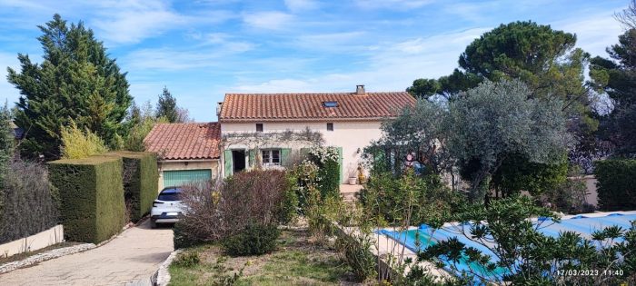 Photo Charmante villa familiale, jardin avec vue et piscine image 7/12