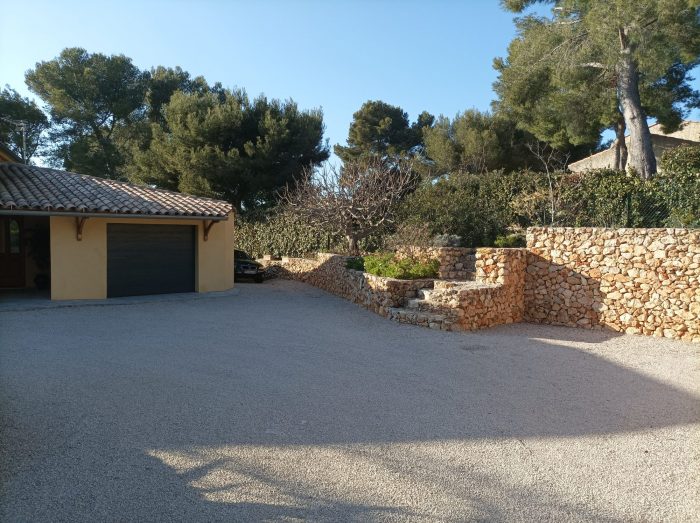 Villa à vendre, 6 pièces - Saint-Cyr-sur-Mer 83270