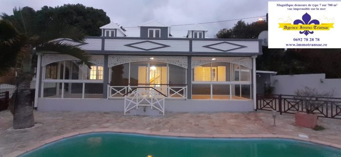 Villa à vendre, 7 pièces - Sainte-Clotilde 97490