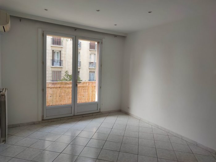 Appartement à vendre, 3 pièces - Marseille 13004