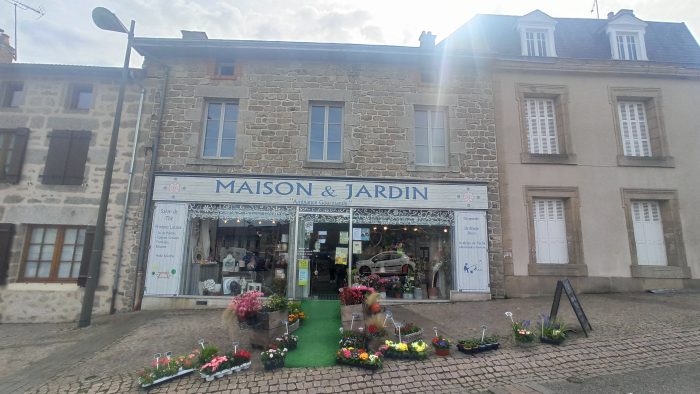 Fonds de commerce à vendre, 140 m² - SAUVIAT SUR VIGE 87400