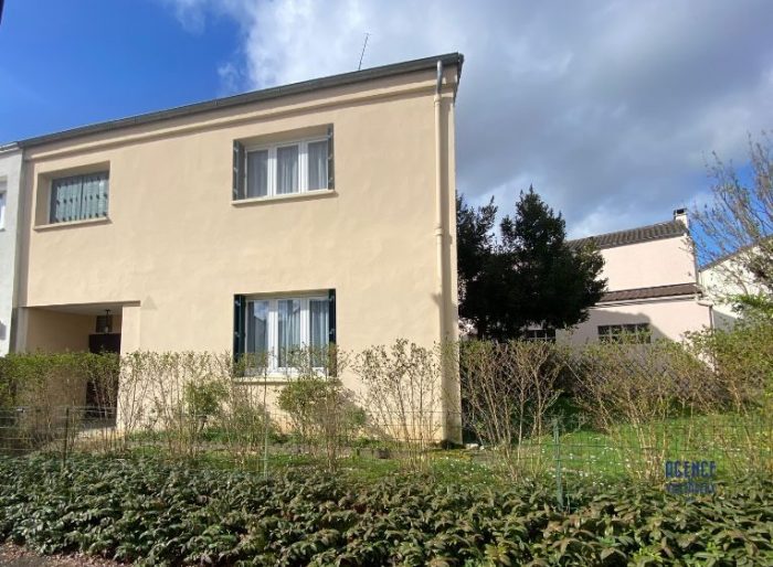 Vente Maison/Villa VILLEPREUX 78450 Yvelines FRANCE