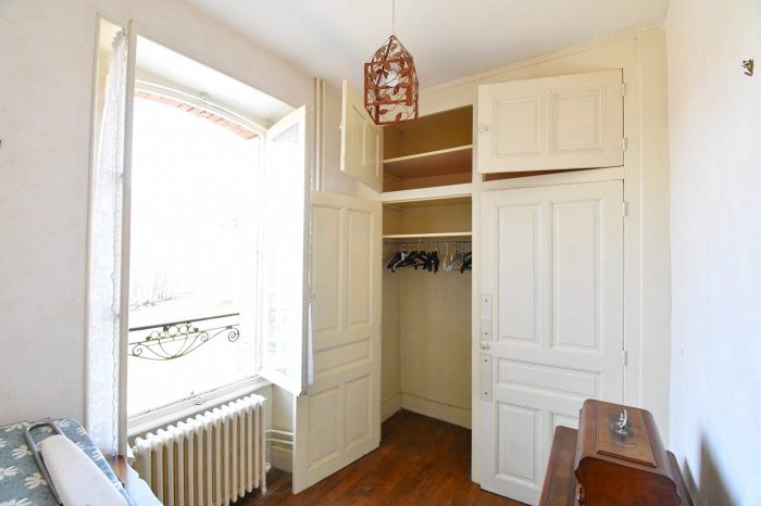 Photo Maison bourgeoise - 182 m² - 6 chambres - ANOST image 15/25